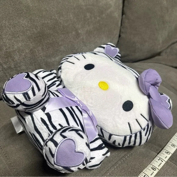 ๐ฑ๐ฑ Hello Kitty Purple B/W Zebra Suit Costume Sanrio Plush ๐ฑ๐ฑ - Picture 7 of 10